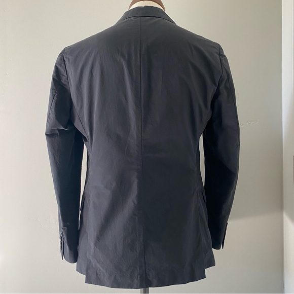 UNITED ARROWS men’s nylon/cotton grayish navy double breasted suit, JP 46 (~36S) - Picture 4 of 16